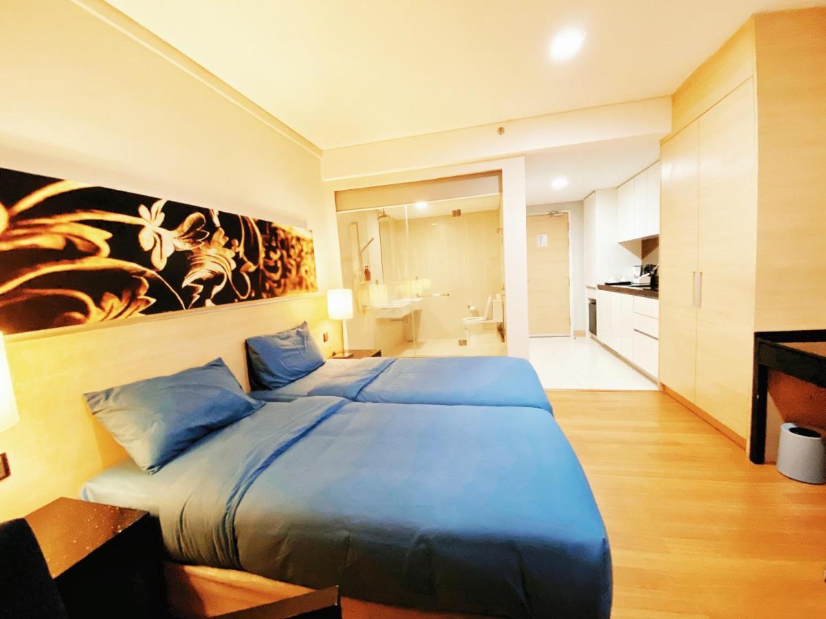 Straits Suite By C Homestay Malacca Esterno foto