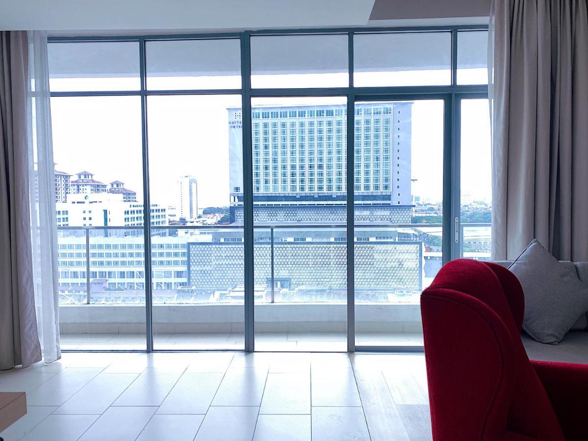 Straits Suite By C Homestay Malacca Esterno foto